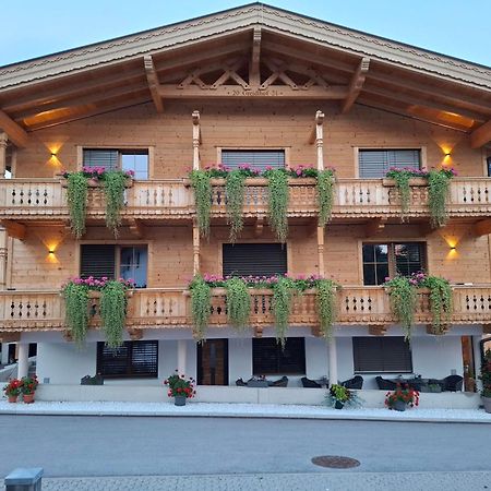 Greidlhof Alpstyle Apartments Fügen Dış mekan fotoğraf