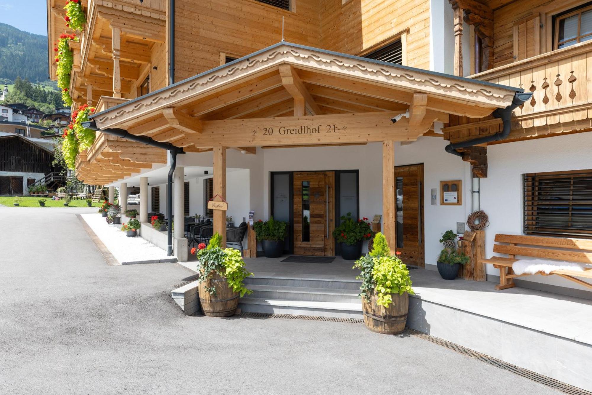 Greidlhof Alpstyle Apartments Fügen Dış mekan fotoğraf